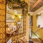 L'alloggio Dei Vassalli فندق مبيت وإفطار 4*