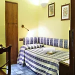 فندق مبيت وإفطار L'alloggio Dei Vassalli نابولي