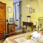 L'alloggio Dei Vassalli 4*