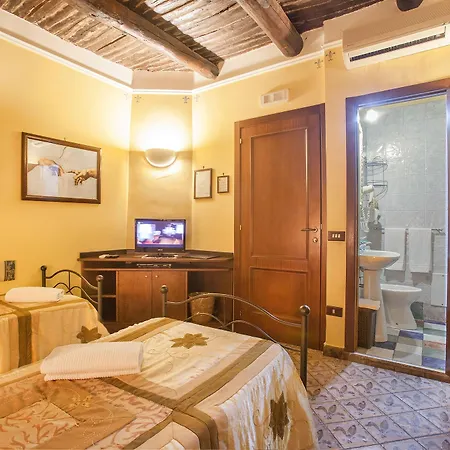 Bed & Breakfast L'alloggio Dei Vassalli 3*