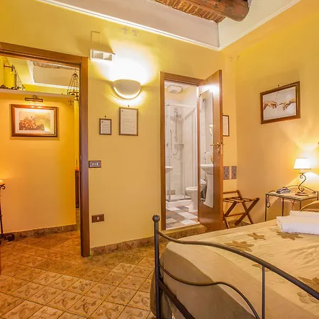 L'alloggio Dei Vassalli Frühstückspension 4*