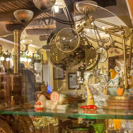 L'alloggio Dei Vassalli Couette-café 4*